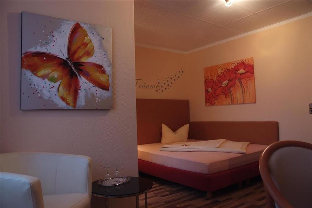Arena Hotel Гельзенкирхен Номер фото