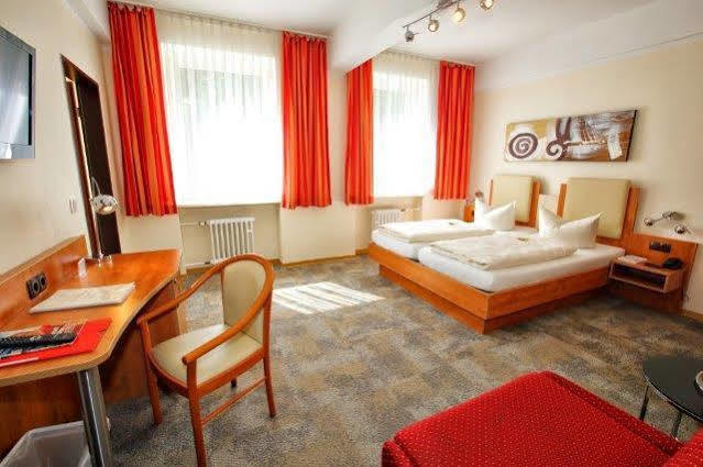 Arena Hotel Гельзенкирхен Экстерьер фото